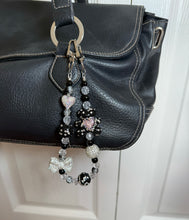 Load image into Gallery viewer, Purse Bag Charm Chains