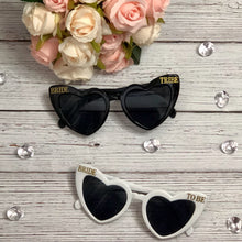 Load image into Gallery viewer, Bride Tribe Premium Box